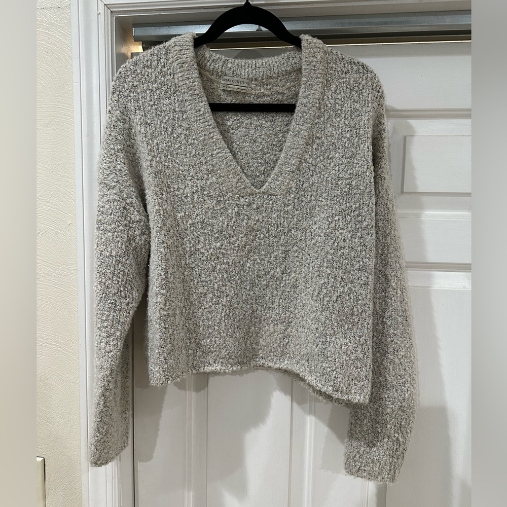 Urban Outfitters Textured Gray/Beige Sweater